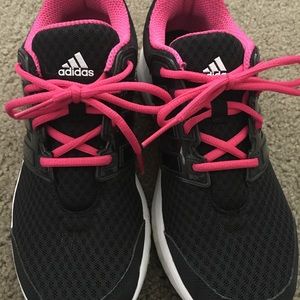 Running shoes